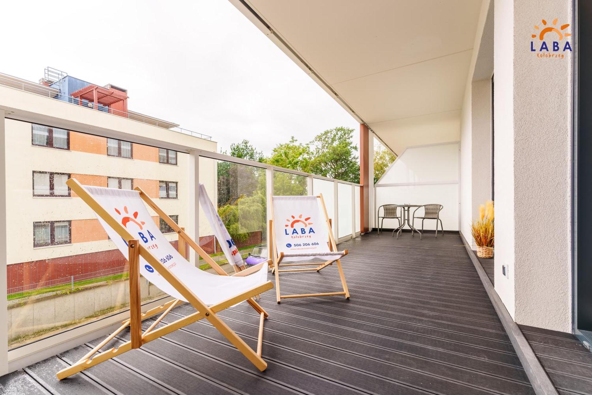 Laba Kolobrzeg Apartamenty Kollataja Z Parkingiem Buitenkant foto